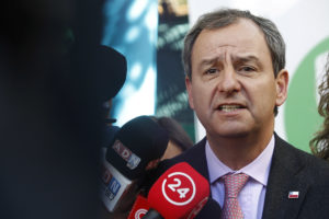 Presentan querella contra ex ministro Varela por 