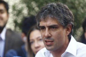 Alcalde de La Reina confirma conversación con Lavín para implementar 