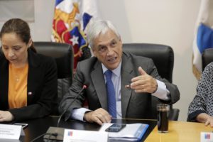 Piñera hace un alto en sus vacaciones y anuncia visita a La Araucanía por incendios forestales