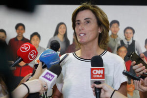 Fuego amigo: Sylvia Eyzaguirre se suma a críticas contra ministra Cubillos por Admisión Justa