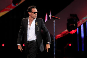 VIDEO | Organización de Viña 2019 tuvo que correr tras el auto de Marc Anthony: olvidó las gaviotas