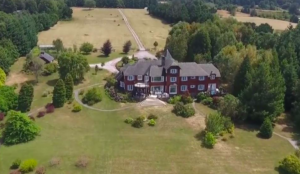 Toma aérea muestran la real distancia entre la casa de Matías Pérez Cruz y el lugar donde expulsó a las mujeres