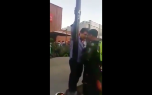 VIDEO | Lavín hace un video para desmentir al hombre que insultó a guardias municipales en Vitacura