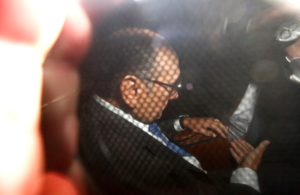 Revelan gastos en viajes, autos y mozos destinados a general (r) Fuente-Alba