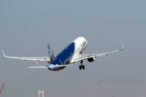 Despegar.com debe indemnizar a clienta que no pudo abordar un vuelo comprado