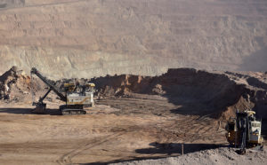Gobierno restringirá derechos de agua para mineras en el país