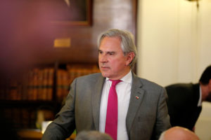 Ivan Moreira apoya a Dino Gordillo y critica la 