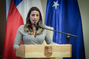 Renunciaron intendenta y gobernador de la región de Magallanes