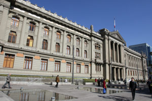 Suprema suspendió a ministro de la Corte de Apelaciones de Rancagua acusado por tráfico de influencias