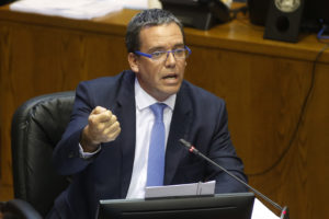 Felipe Harboe por aumento en tarifas de luz: 