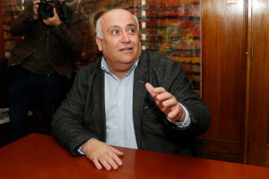 Alcalde de Quilpué seguirá adelante con toque de queda juvenil a pesar de rechazo de Contraloría