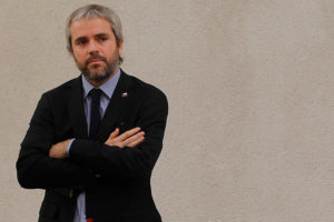 Gobierno lamentó que el PC se restara de reuniones con Piñera: 