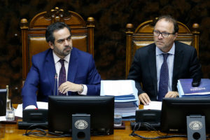 Mesa del Senado se restó de almuerzo con Bolsonaro en La Moneda