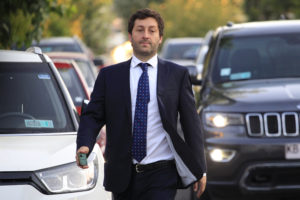 UDI pide urgencia a 