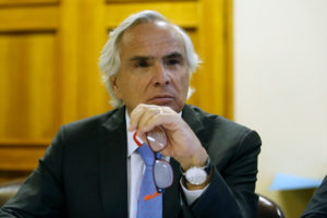 Chadwick cuestiona ausencia de mesa de la Cámara y el Senado en comida con Bolsonaro