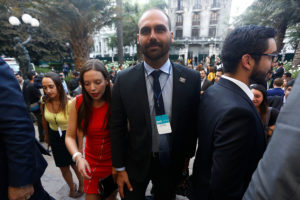 Hijo de Bolsonaro acusó