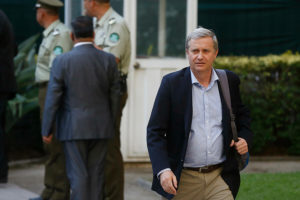 Kast rechaza impuesto a Netflix: 