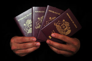 Ministerio de Justicia buscará extender vida útil del pasaporte y el carnet de identidad