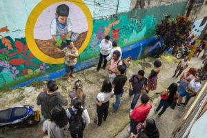 Fundación Mustakis abrió las postulaciones para beca que financia perfeccionamientos en el extranjero