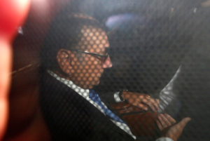 Fuente-Alba detenido: sin mayordomo ni celular pero con vistas libres y TV