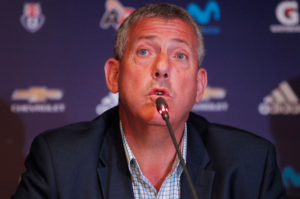 Carlos Heller renuncia a Azul Azul: 