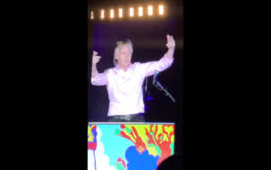 VIDEO | Así se sintieron las pifias a Piñera desde la cancha del Nacional cuando Paul McCartney dijo “say hello to el Presidente”
