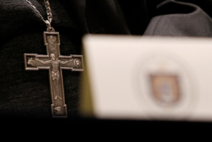 Jesuita fue sancionado por 