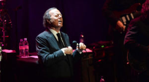 Las dificultades de la actual carretera de Julio Iglesias