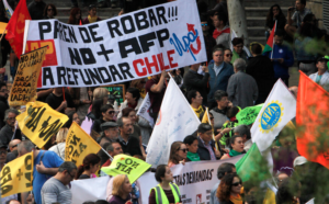 FOTOS | No+AFP convocó unas 2 mil personas en marcha contra el sistema de pensiones