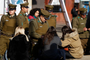 Carabineros realizó más de 70 mil controles de identidad a menores en 1 año