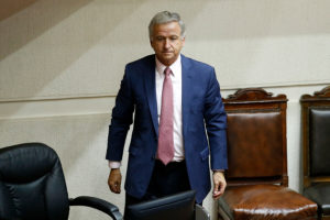 Larraín y reforma tributaria: 