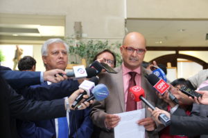 Medidores inteligentes: diputados PS presentan proyecto que deroga artículo que traspasa los costos a usuarios