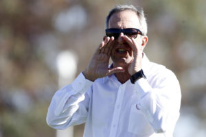 Azul Azul ya busca al sucesor de Kudelka: Gerardo Pelusso sería alternativa en la U