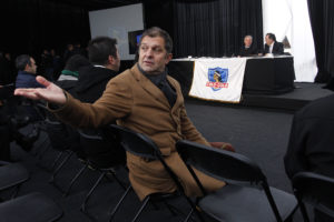 El plan de Aníbal Mosa para recuperar el poder en Blanco y Negro