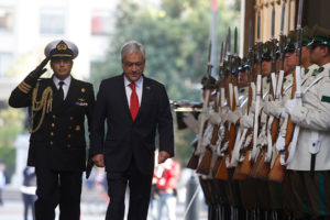 Piñera descarta repostularse por tercera vez y le 