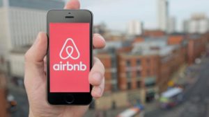 Corte Suprema confirma que dueños de departamentos no pueden arrendarlos vía Airbnb