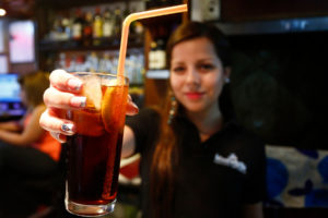 Reforma tributaria: Hacienda estudia alza del impuesto a alcoholes