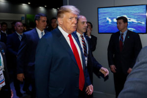 Fiscal general descartó conspiración entre Trump y Rusia en la campaña de 2016