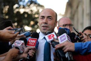 Contralor Bermúdez responde a la UDI: 