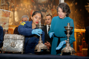 PDI entregó piezas incautadas a Raúl Schüler al Museo de Arte Colonial de San Francisco