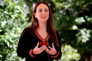 Gobierno confirmó que ministra de Energía sigue contando con el apoyo de Piñera