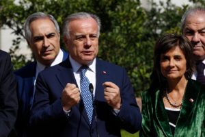 Ministro Santelices destaca 