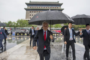 VIDEO | Sebastián Piñera evitó referirse a la molestia de Codelco por su ausencia en viaje a China
