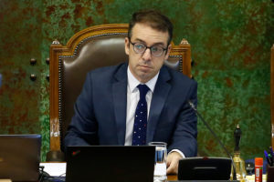 Critican uso de helicóptero de la FACH para viaje familiar de Piñera en Semana Santa