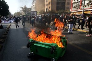 Presentan proyecto para que convocantes de marchas sean responsables de daños