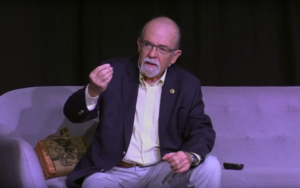 José Maza realizará una charla masiva en el Teatro Caupolicán