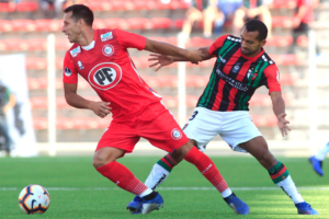 Vilches y polémica por premios en la U: 