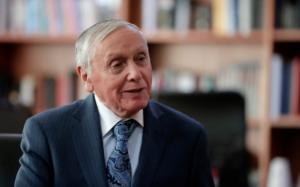 Diáconos de Catedral Evangélica inician proceso de destitución del obispo Durán