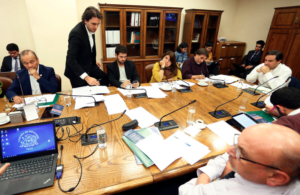 Eutanasia en menores de 14 años confronta a expertos y autoridades