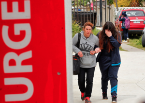 Bestial golpiza a joven trans en San Antonio: Le pegaron con cadenas y perdió un ojo